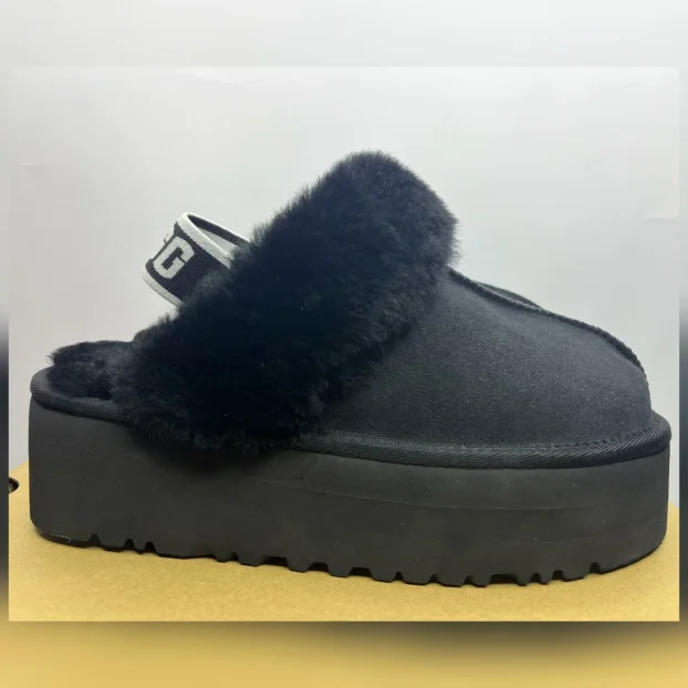 UGG FUNKETTE  5 boja iz Italije