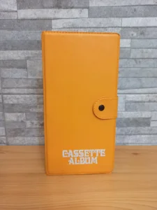 Futrola / fascikla za muzičke kasete - 6 kaseta oker žuta