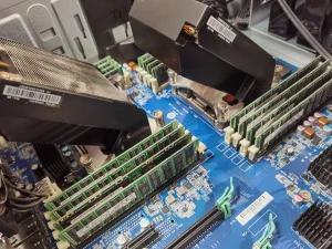 Zamena paste, nadogradnja racunara laptopova, ciscenje