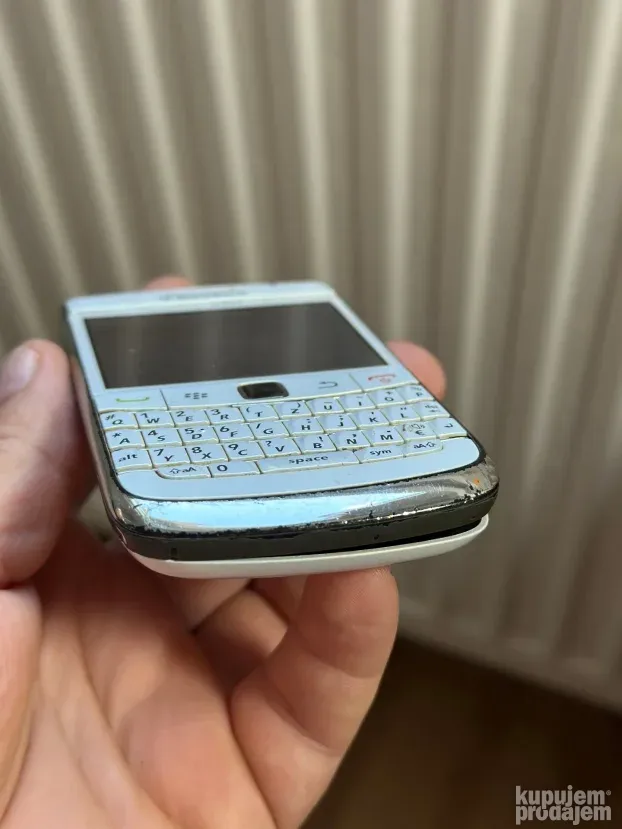 Blackberry 9700
