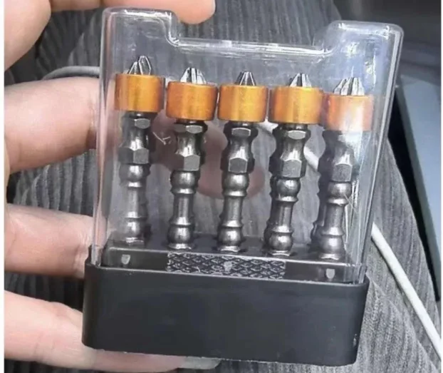 Magnetni bitovi sa srafilicu, magnetni bitovi