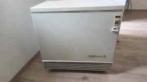 Ta pec sa kolicima lako prenosiva  vise kom