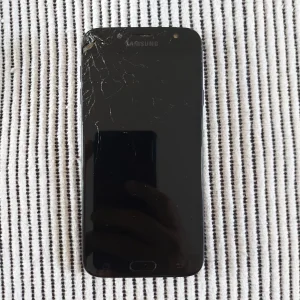 Samsung J7 2017 za delove #1