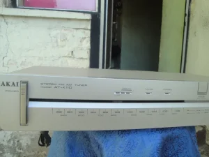 Akai  AT - K 110