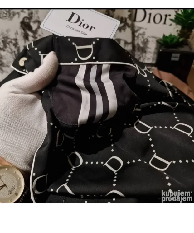 Luksuzna muška elegantna pidžama - kućni kostim L-XLNovo,et