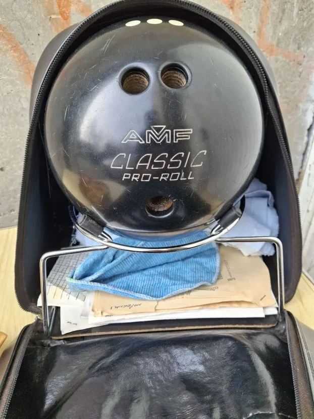 Vintage kugla za kuglanje