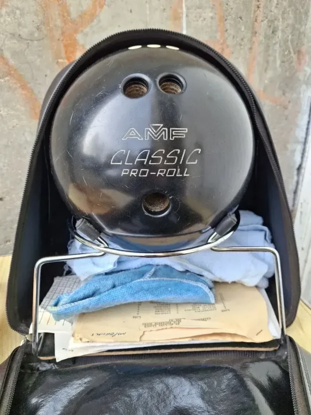 Vintage kugla za kuglanje