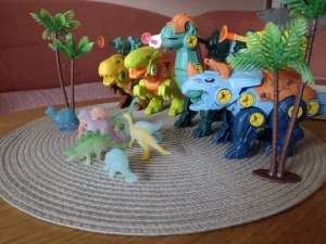 igračka dinosaurus