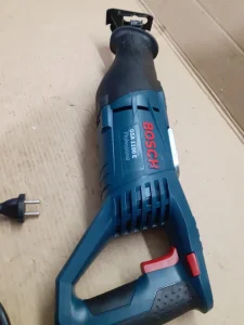 Bosch lisičarka GSA1100E