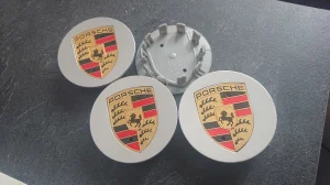 NOVO Porsche Porse cepovi za felne 76mm SREBRNI