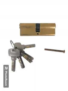 Cilindar od 90 mm za Pvc vrata  sa 5 kodiranih ključeva Novo