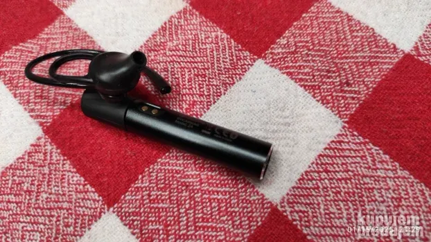 Bezicna slusalica Headset sa postoljem za auto