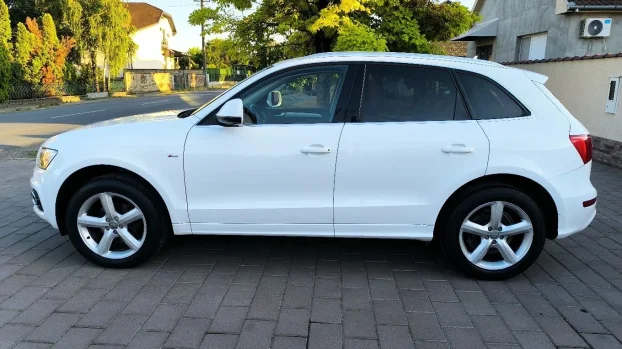 2011 Audi Q5 2.0 TDi AUT/NAVI/XEN