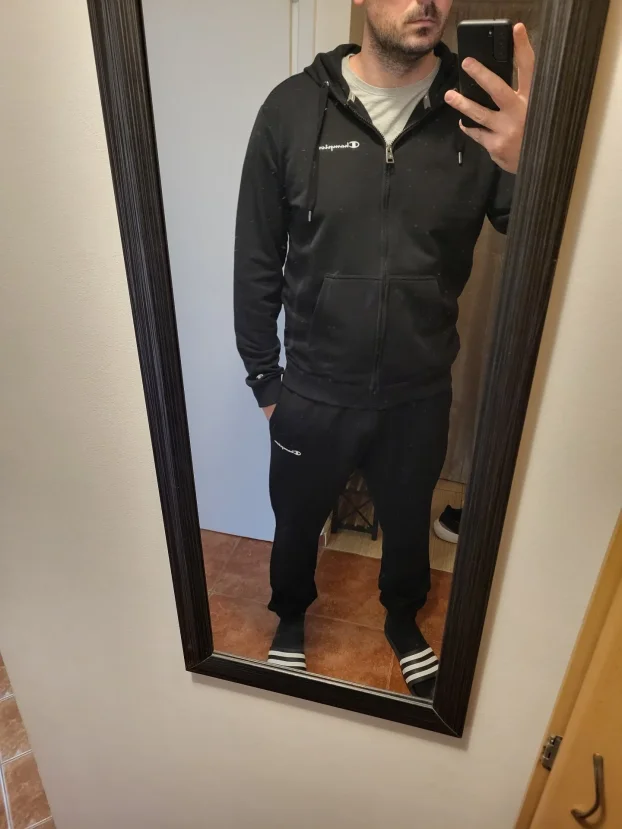 big-190490734_69bfe7c15d9032-42358556202