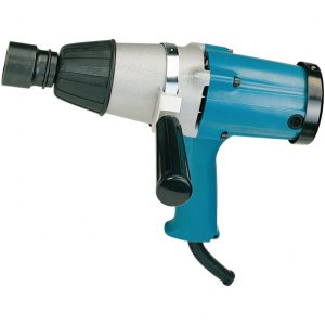 Makita Udarni odvijač 620W 6906
