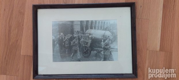 Fotografija u ramu Titova sahrana - KupujemProdajem