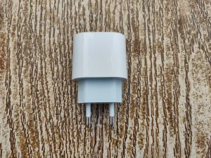 Punjač za Apple iPhone 20W (model A2347)!