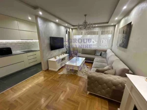 Telep, 4.0 četvorosoban, 90 m²