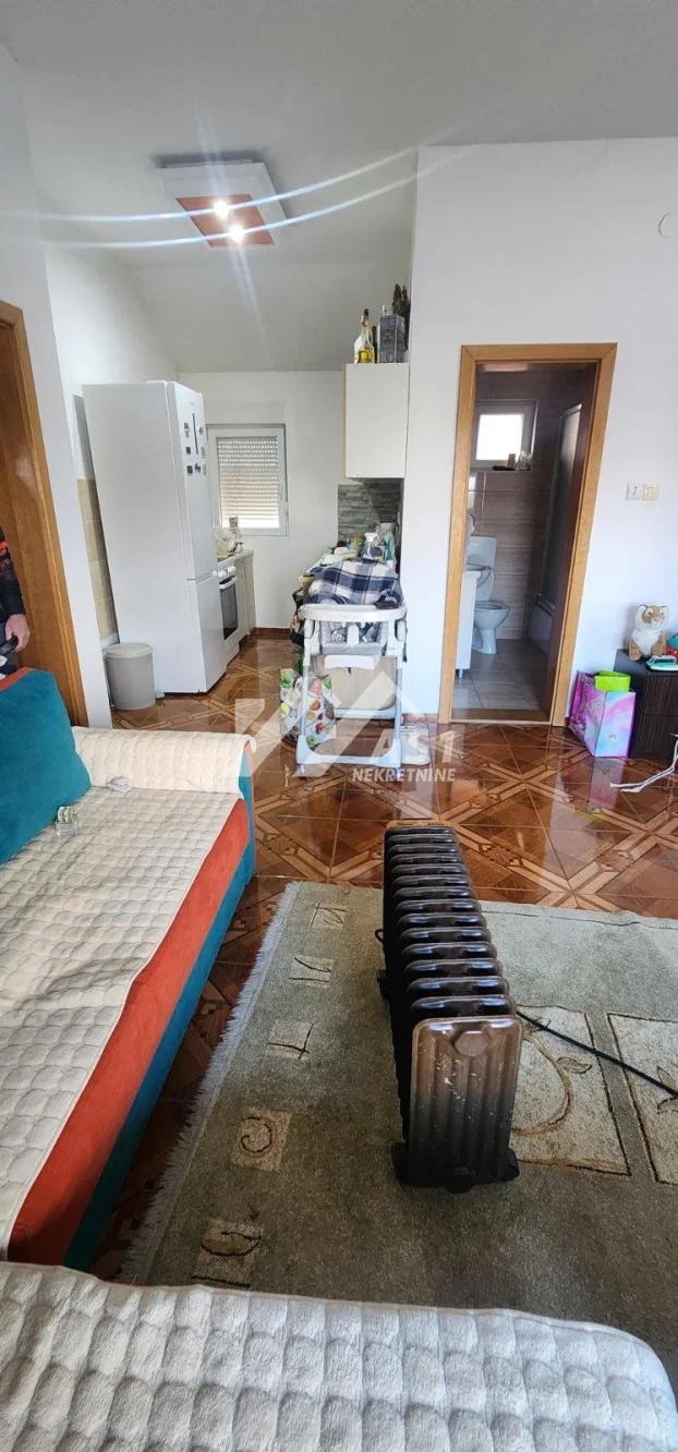 Trandžamentska, Trandžament, 5+ petosobna, 400 m²