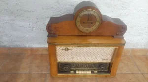 Stari radio Graeti sat