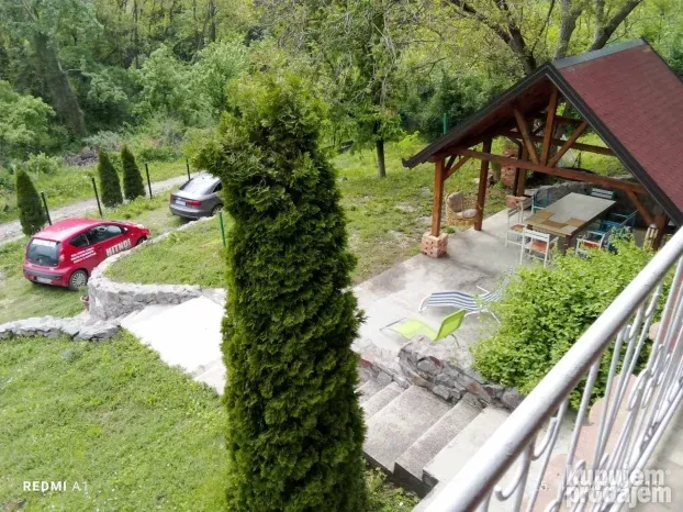 Neštin vikendica pored Dunava iznajmljivanje na dan HITNO!