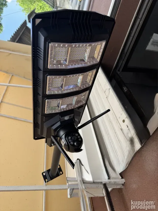 Solarna 4g sim free kamera spoljasnja sa reflektorom 450 W
