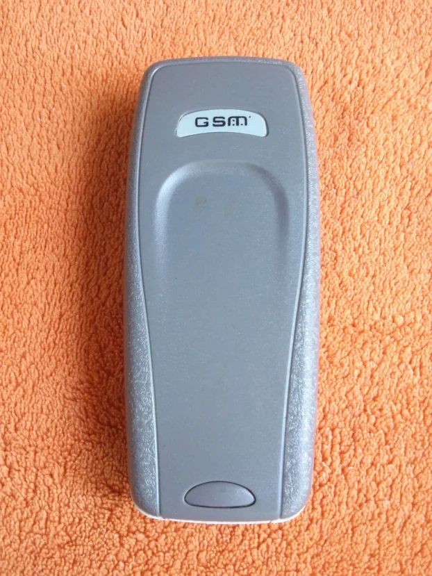 Nokia 3410, NOVA maska i nova baterija, Germany. SRPSKI.