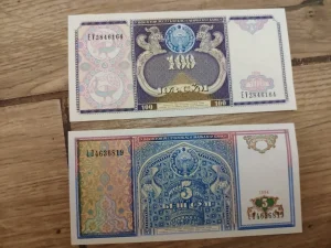Novcanice Uzbekistan