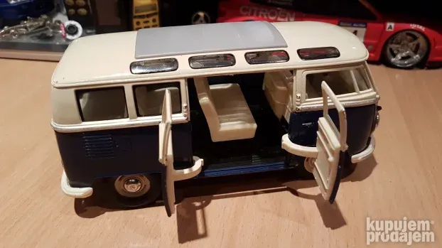 VW T2 1962 Classical Bus 1/24 KINSMART