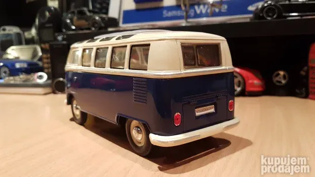 VW T2 1962 Classical Bus 1/24 KINSMART