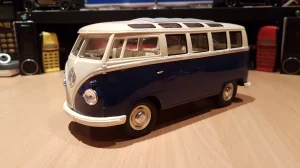 VW T2 1962 Classical Bus 1/24 KINSMART