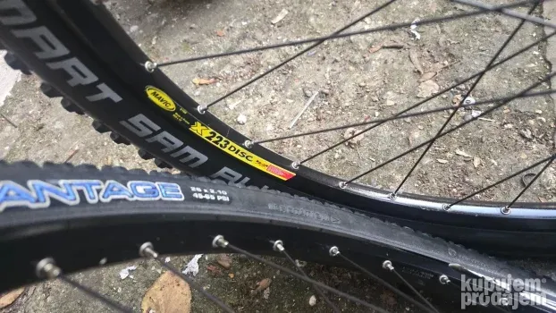 Specialized industrija i XT 26 disk