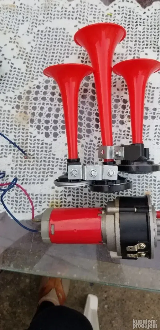 Sirena 3 trube sa kompresorom