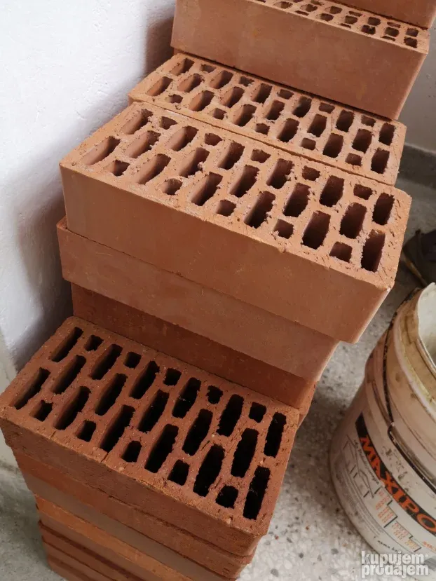 Crvena fasadna cigla Giter 1 NOVO 25x12x6 cm NOVO