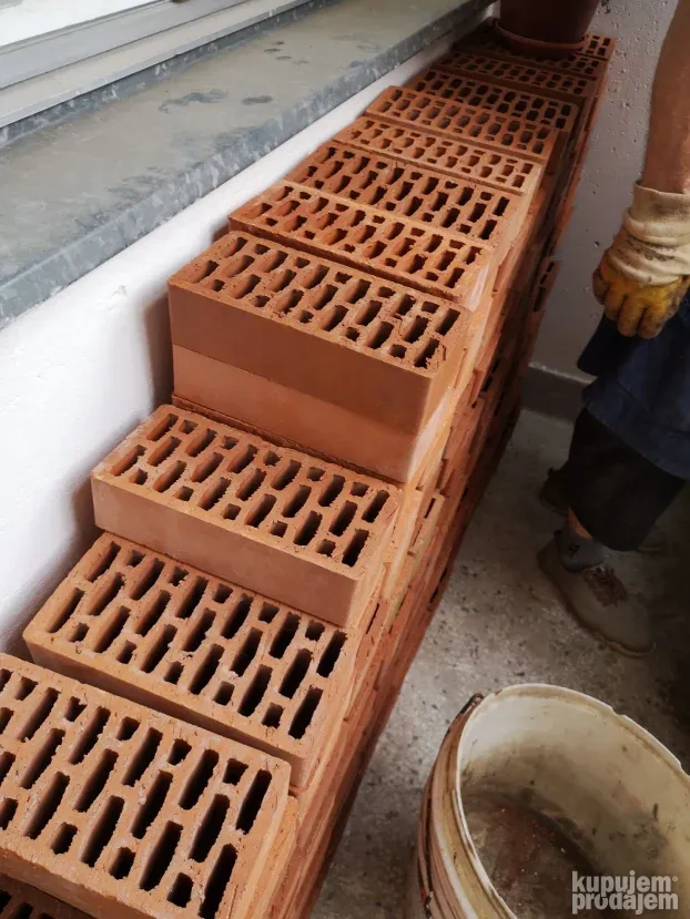 Crvena fasadna cigla Giter 1 NOVO 25x12x6 cm NOVO