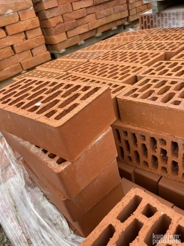 Crvena fasadna cigla Giter 1 NOVO 25x12x6 cm NOVO
