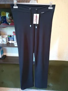 Nova zenska trenerka u velikom broju Step Crna 3XL Novo
