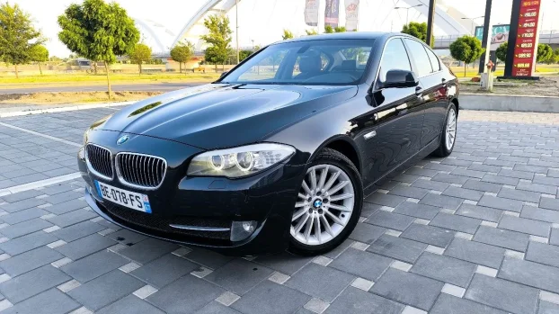 2010 BMW 520 184ks AUT/NAVI/XEN