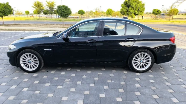 2010 BMW 520 184ks AUT/NAVI/XEN