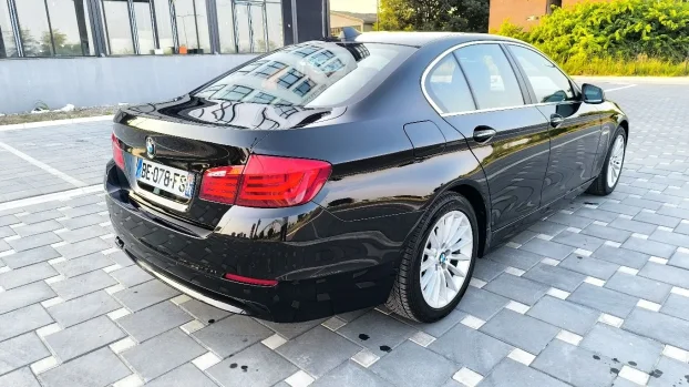 2010 BMW 520 184ks AUT/NAVI/XEN