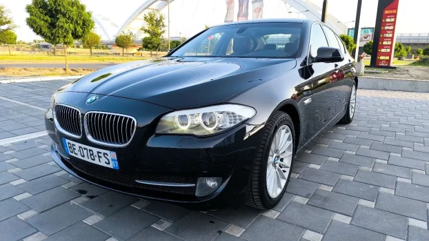 2010 BMW 520 184ks AUT/NAVI/XEN
