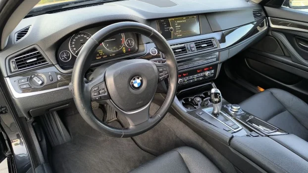 2010 BMW 520 184ks AUT/NAVI/XEN