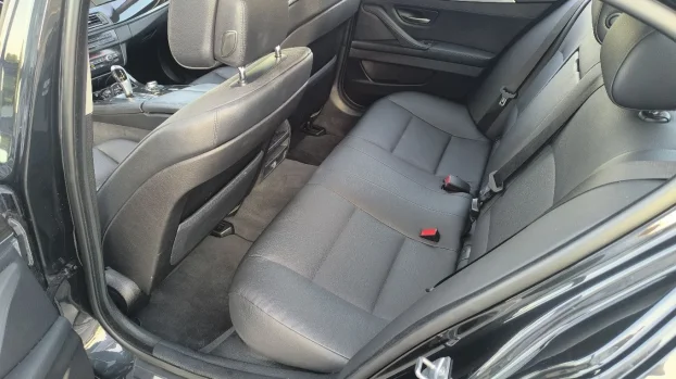 2010 BMW 520 184ks AUT/NAVI/XEN