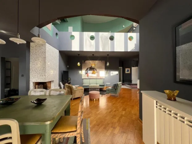 Voje Radića, Jajinci, 3.0 trosobna, 270 m²