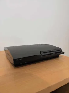 Play Station 3 Slim PUN IGRICA