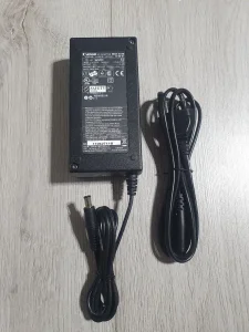 Canon 16V 1.4A (MG1-4578)