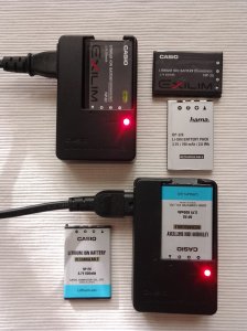 Punjac za baterije Casio Exilim NP-20 , punjaci i baterije