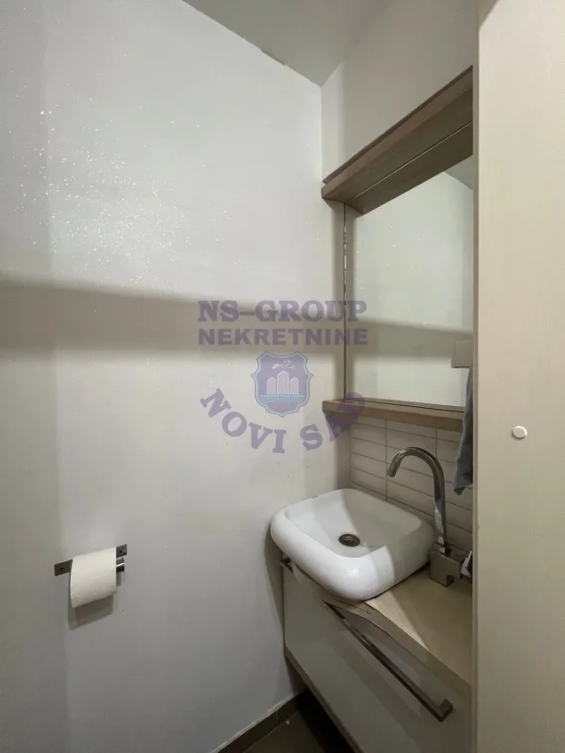 Š-560463, Grbavica, 4.0 četvorosoban, 85 m²