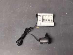 Hahnel PowerStation Ventra punjac za baterije