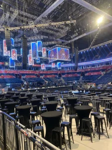 Iznajmljivanje barskih stolova